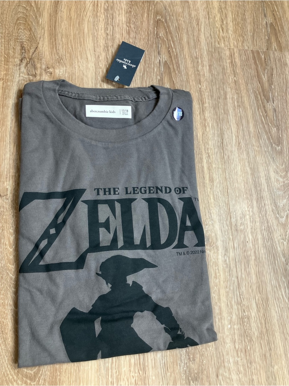 Abercrombie & Fitch The Legend of Zelda Graphic Tee - Gray kids 17-18